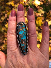 Load image into Gallery viewer, Mohave Blue Turquoise Sterling Silver Talon Ring - Hawkeye Jewelry
