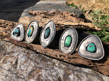 Load image into Gallery viewer, Blue Green Turquoise Triangle Shadowbox Ring
